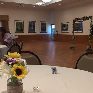 Meet your Posher, Damita